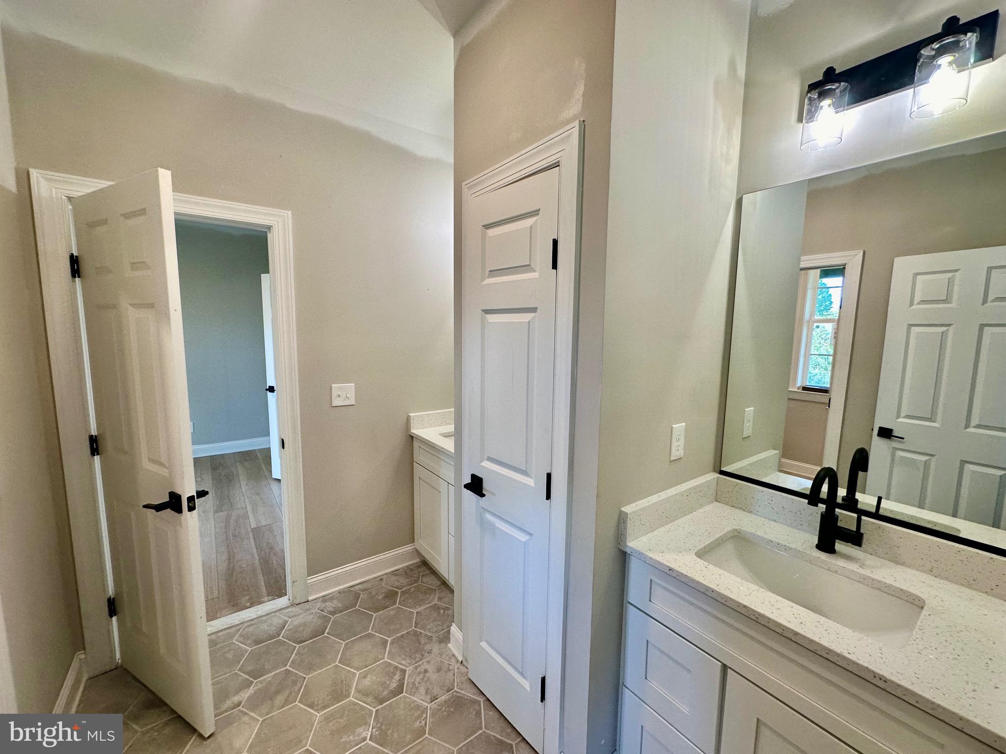 KENT ISLAND ESTATES - Residential