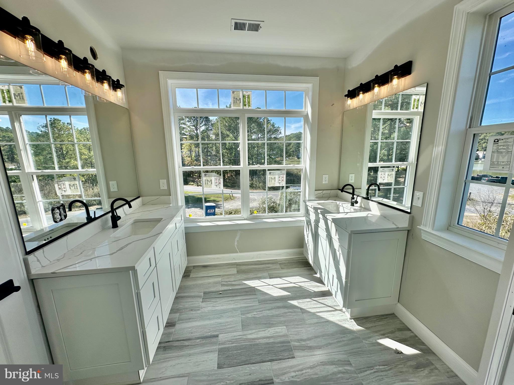 KENT ISLAND ESTATES - Residential