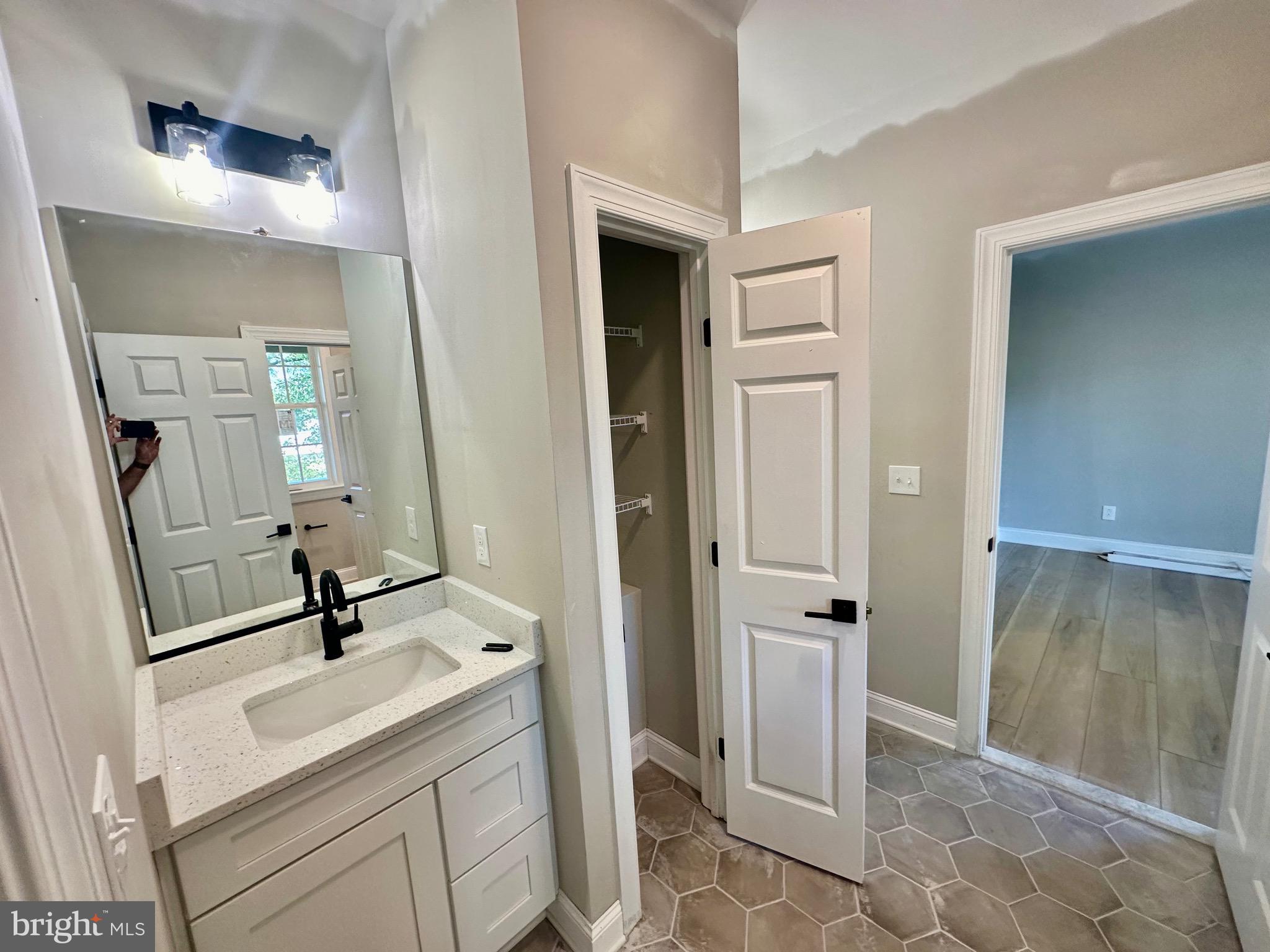 KENT ISLAND ESTATES - Residential