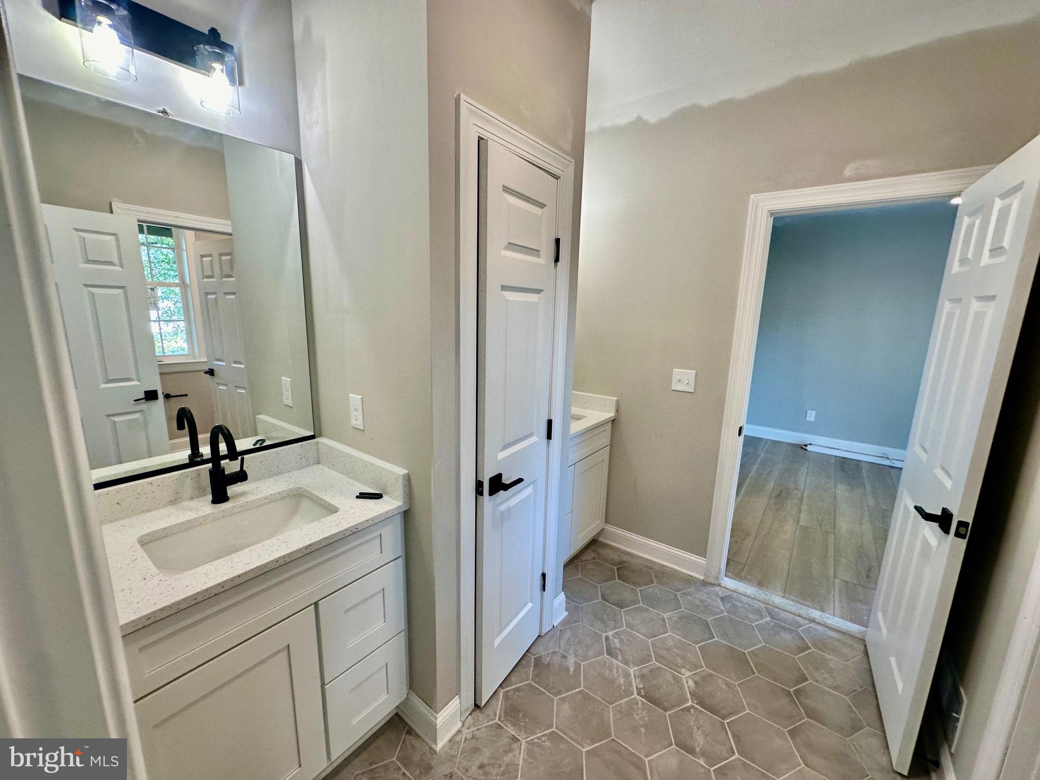 KENT ISLAND ESTATES - Residential