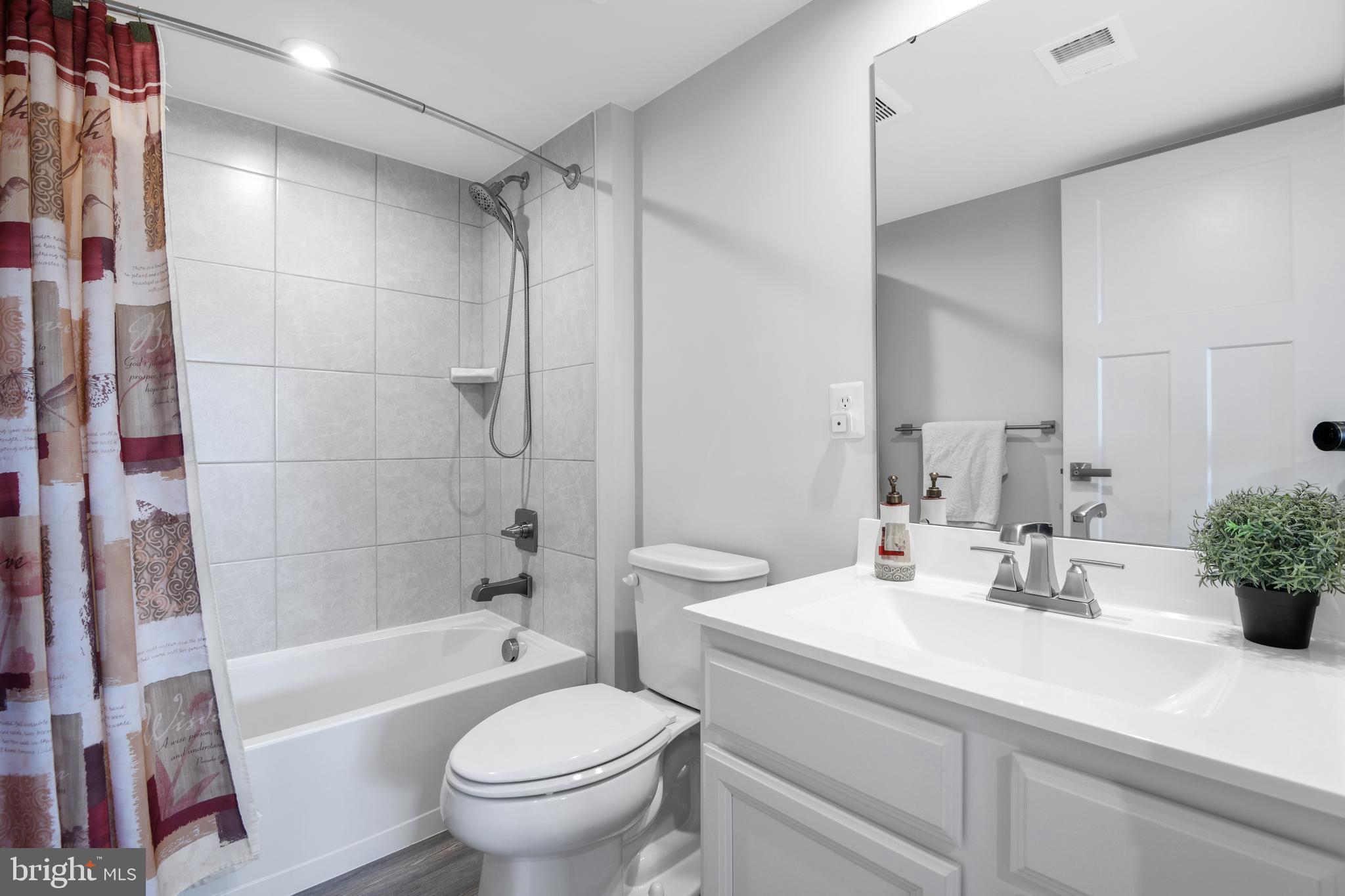 THE WOODLANDS - Residential