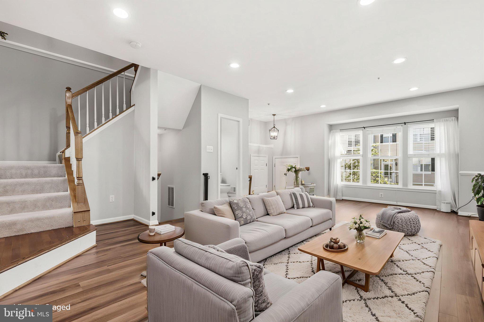18639 CLOVERCREST CIRCLE