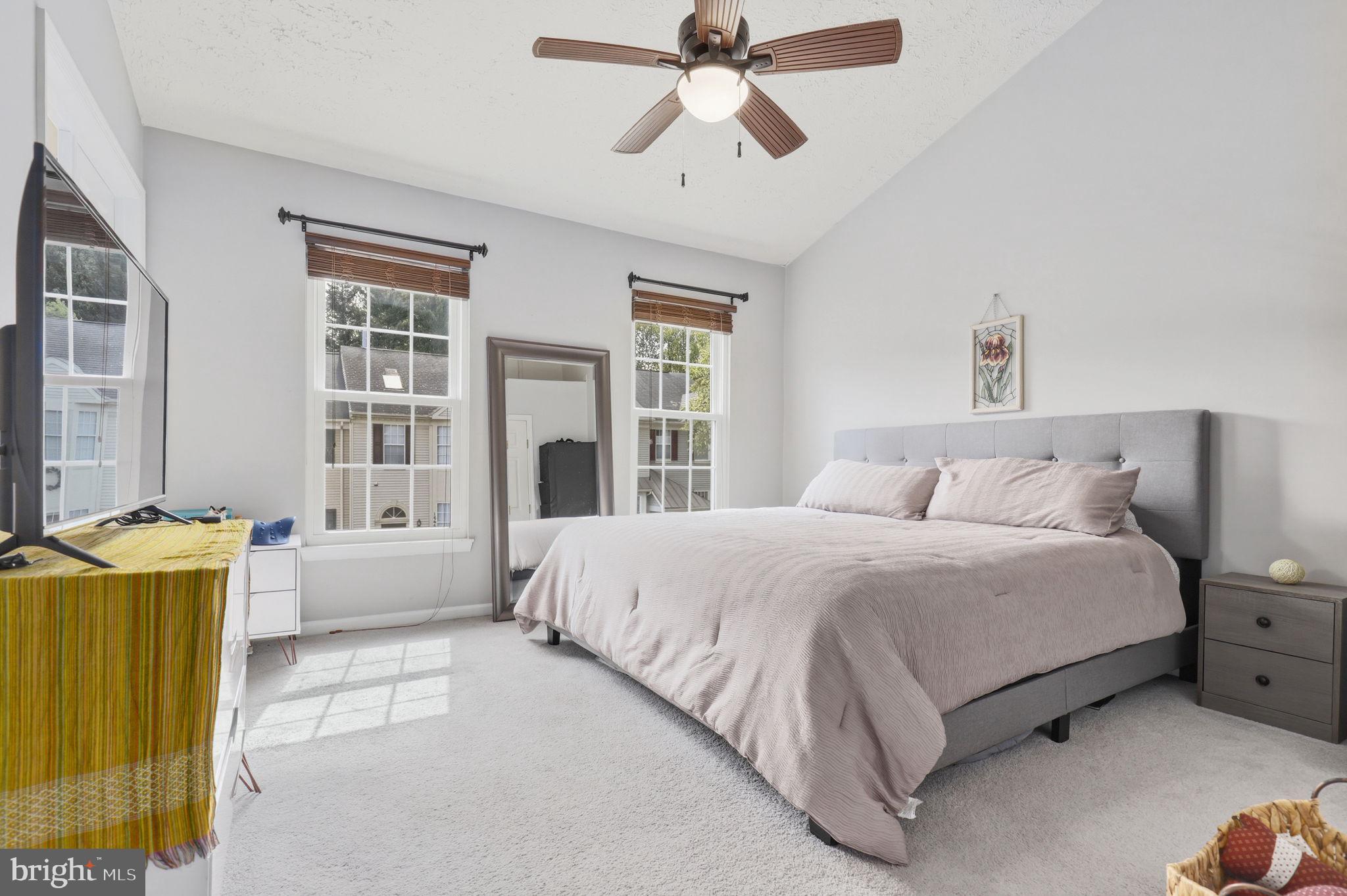 JAMES CREEK - Residential