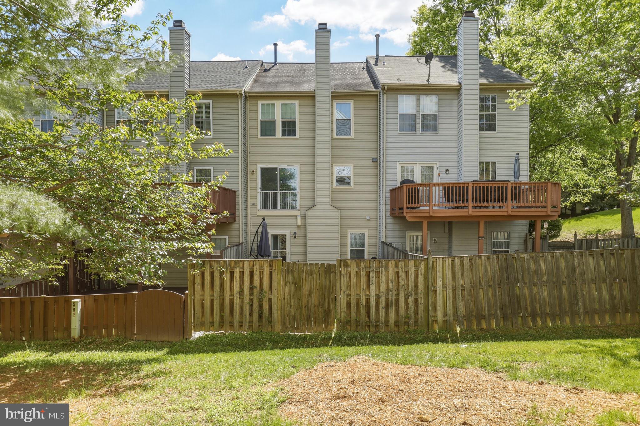 JAMES CREEK - Residential