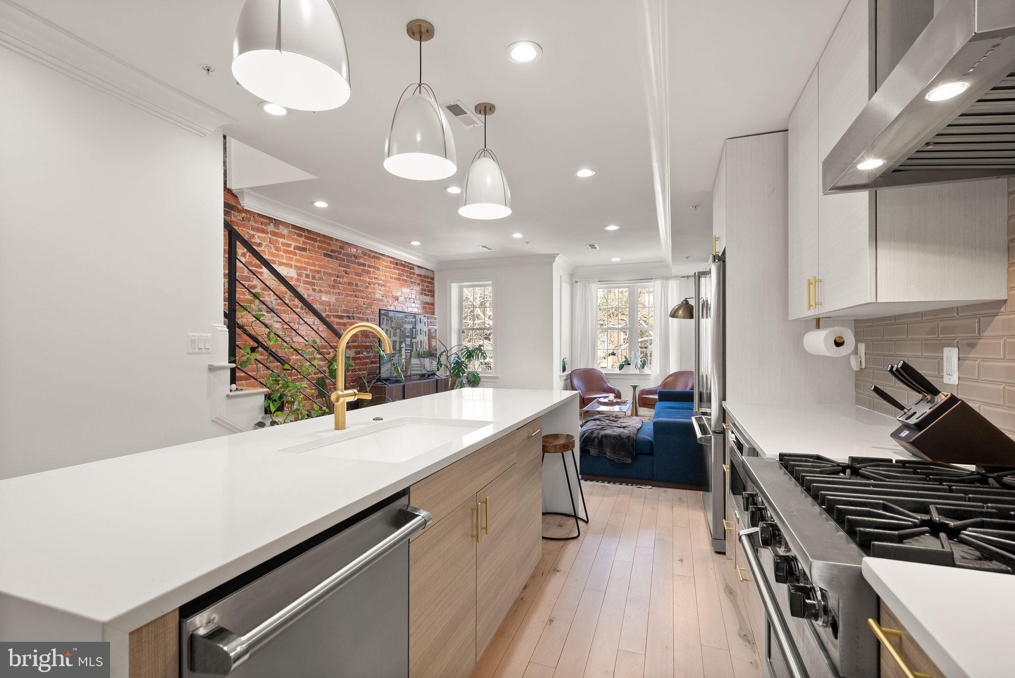 1132 COLUMBIA ROAD NW 3