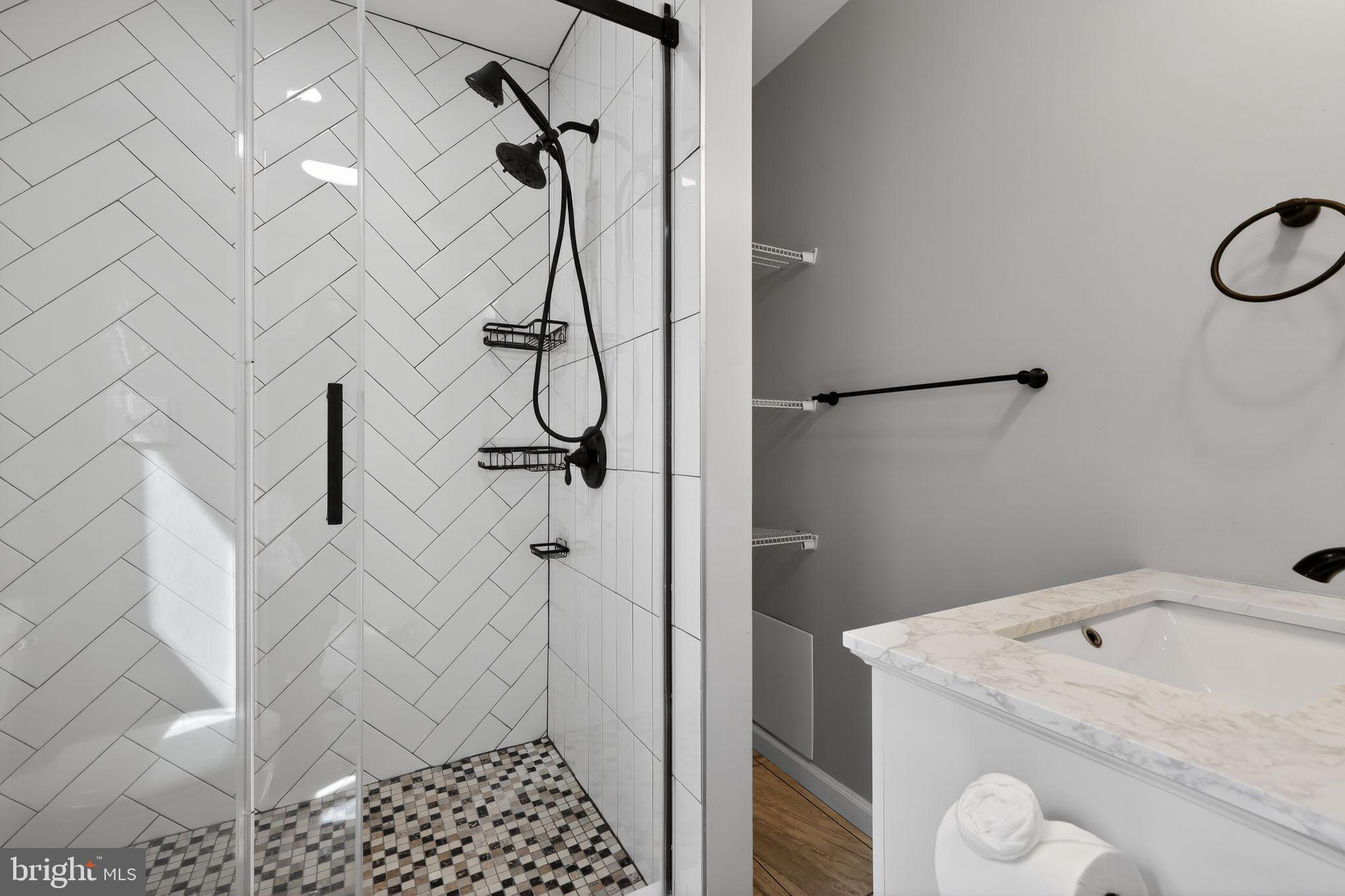 BEDFORD - Residential