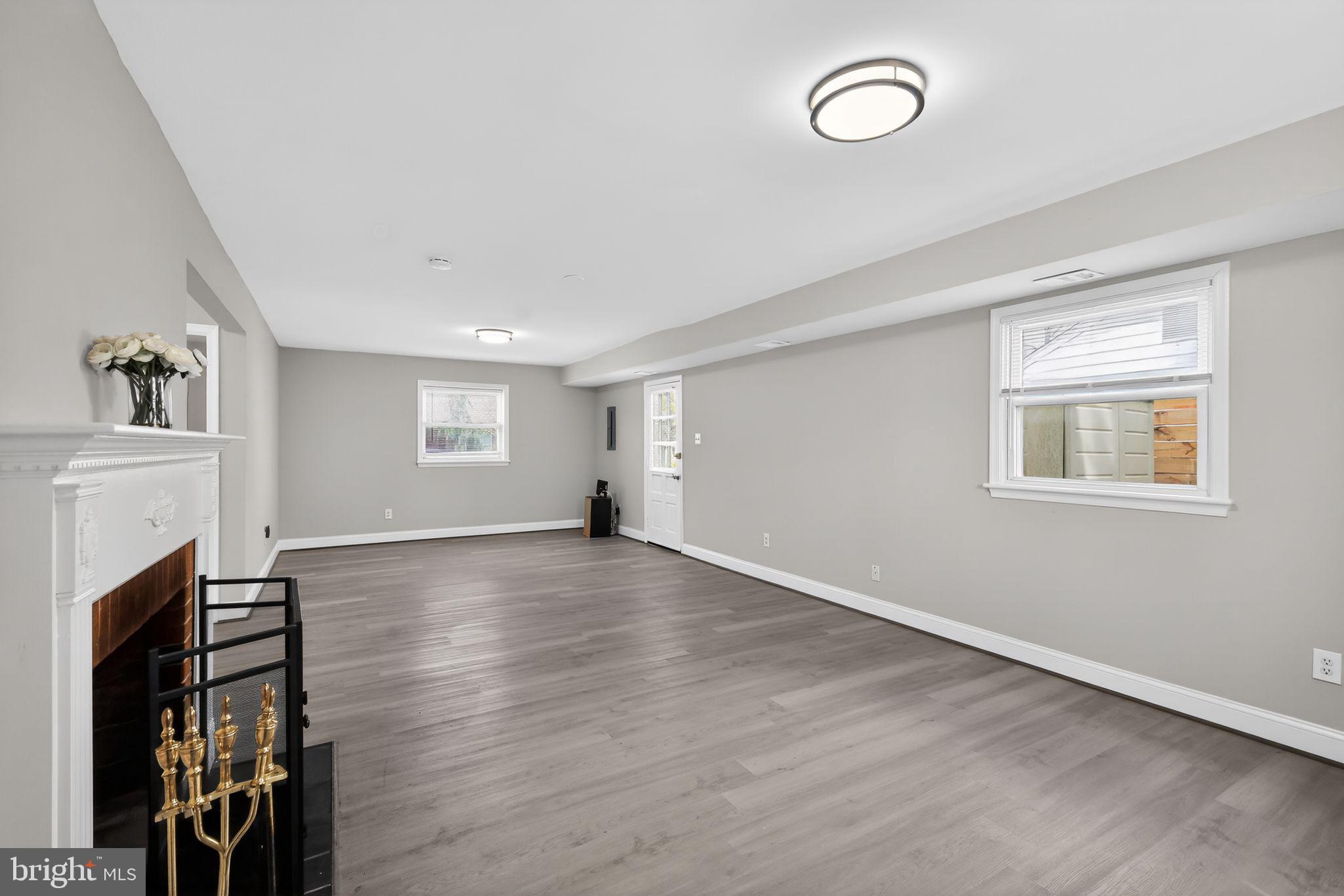 BEDFORD - Residential