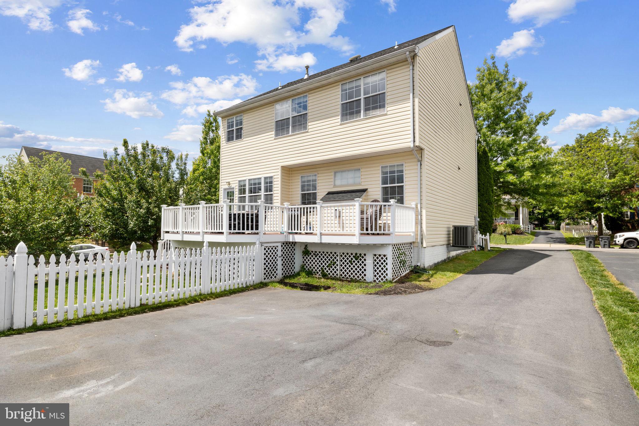 BRAEMAR-TARTAN VILLAGE - Residential