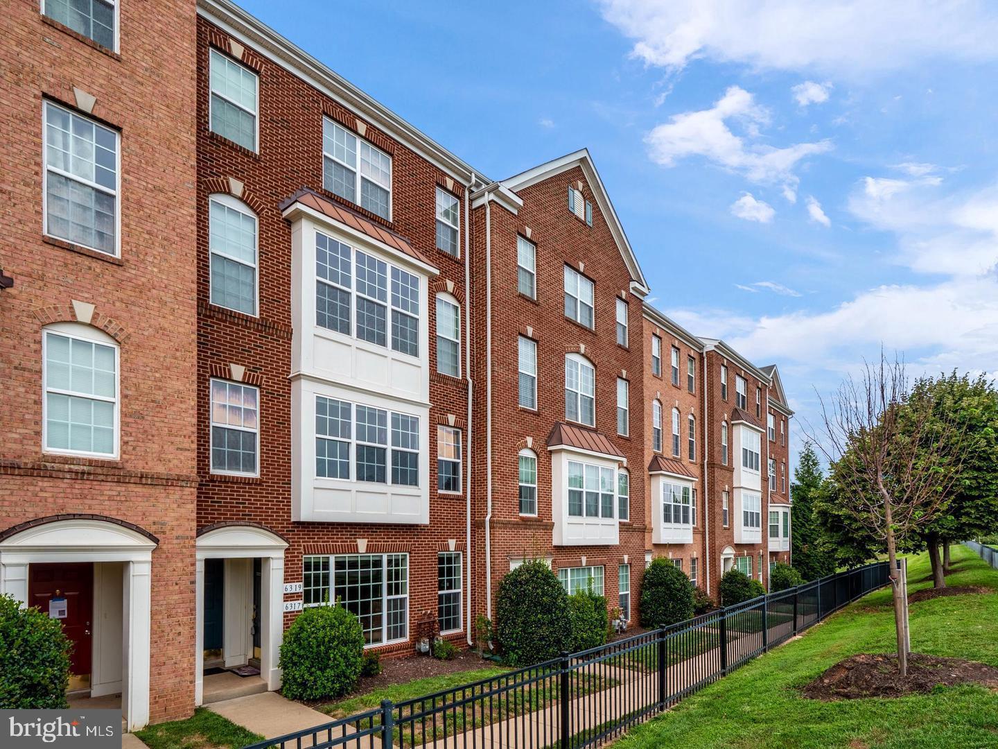 Gorgeous interior 2- level townhouse in sought-after Metro Center Condominiums will soon be available September 1, 2025 (possibly a little sooner). Unit has inviting open concept main level with living, dining room, half-bath, and kitchen. Upper levels has 3 bedrooms, 2 baths, laundry room with washer and dryer. Owner's suite is spacious with walk-in closets. Private bath has dual vanity, soaking tub, and separate shower. Upper level bedroom has balcony overlooking this sought-after neighborhood with community pool perfect for the kids. Main level boasts stainless steel appliances and lots of natural light. Located just 3 minutes from I-66, close to shops, restaurants, outdoor amenities, and other major commuter routes.