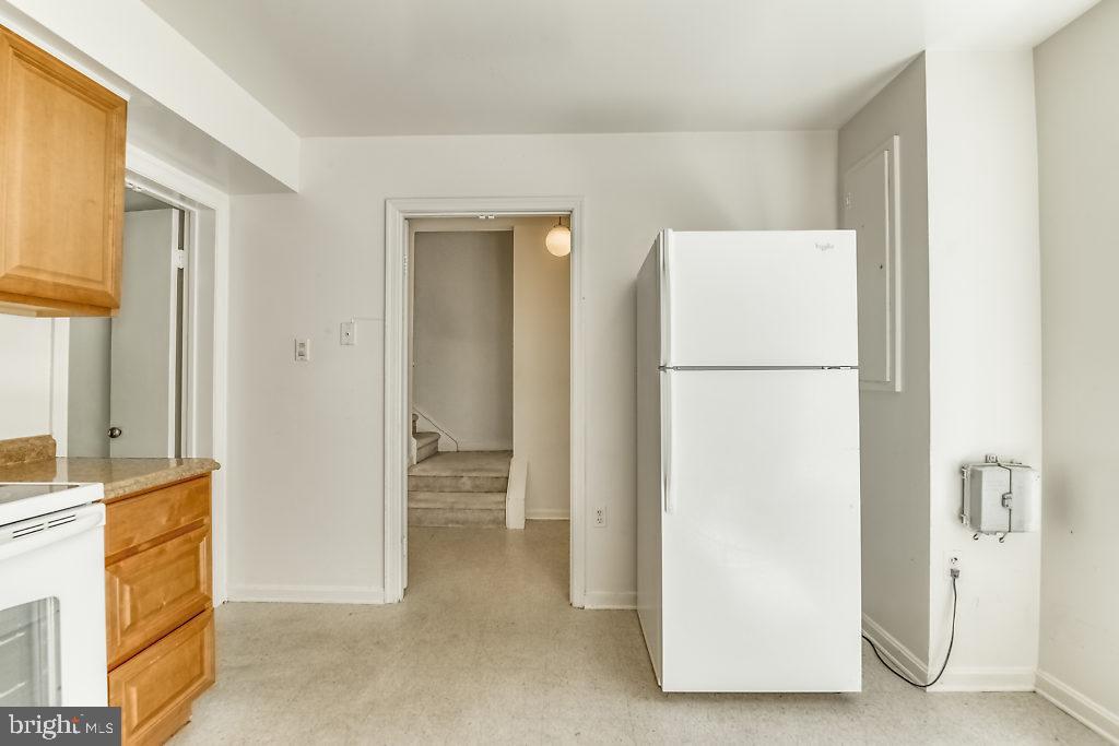 FAIRFAX PLAZA TOWNHOUSES - Residential Lease