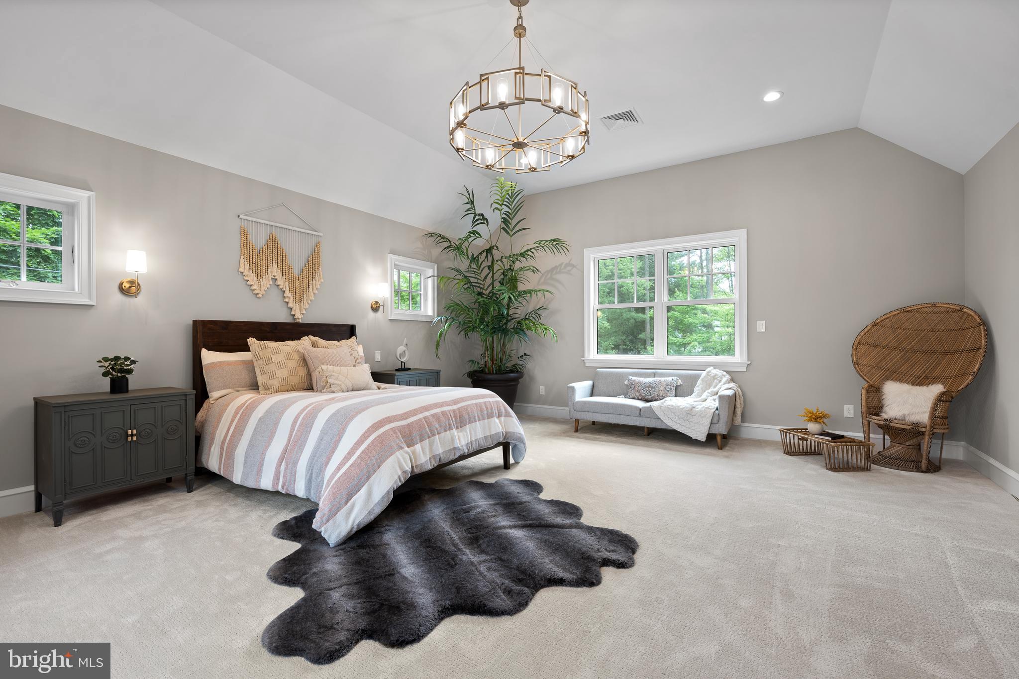 ASHWOOD MANOR - Residential