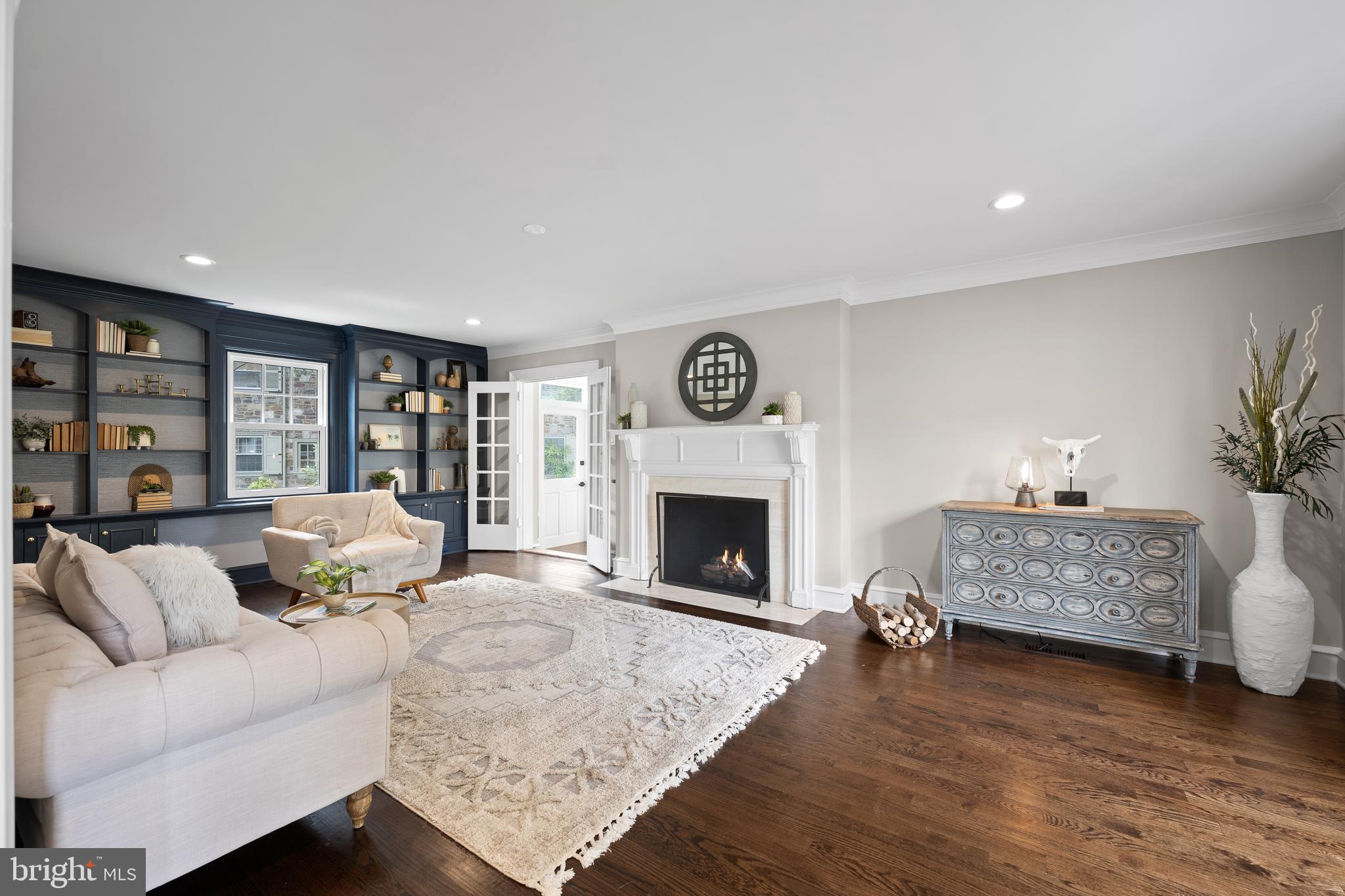 ASHWOOD MANOR - Residential