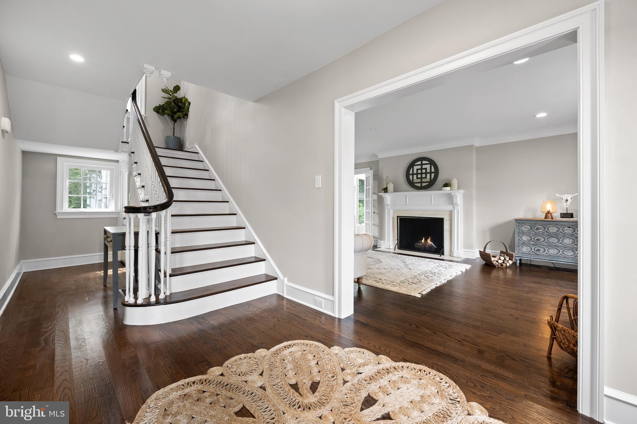 ASHWOOD MANOR - Residential