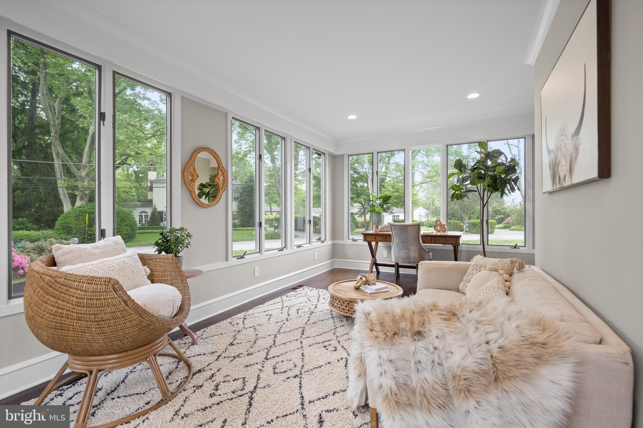 ASHWOOD MANOR - Residential