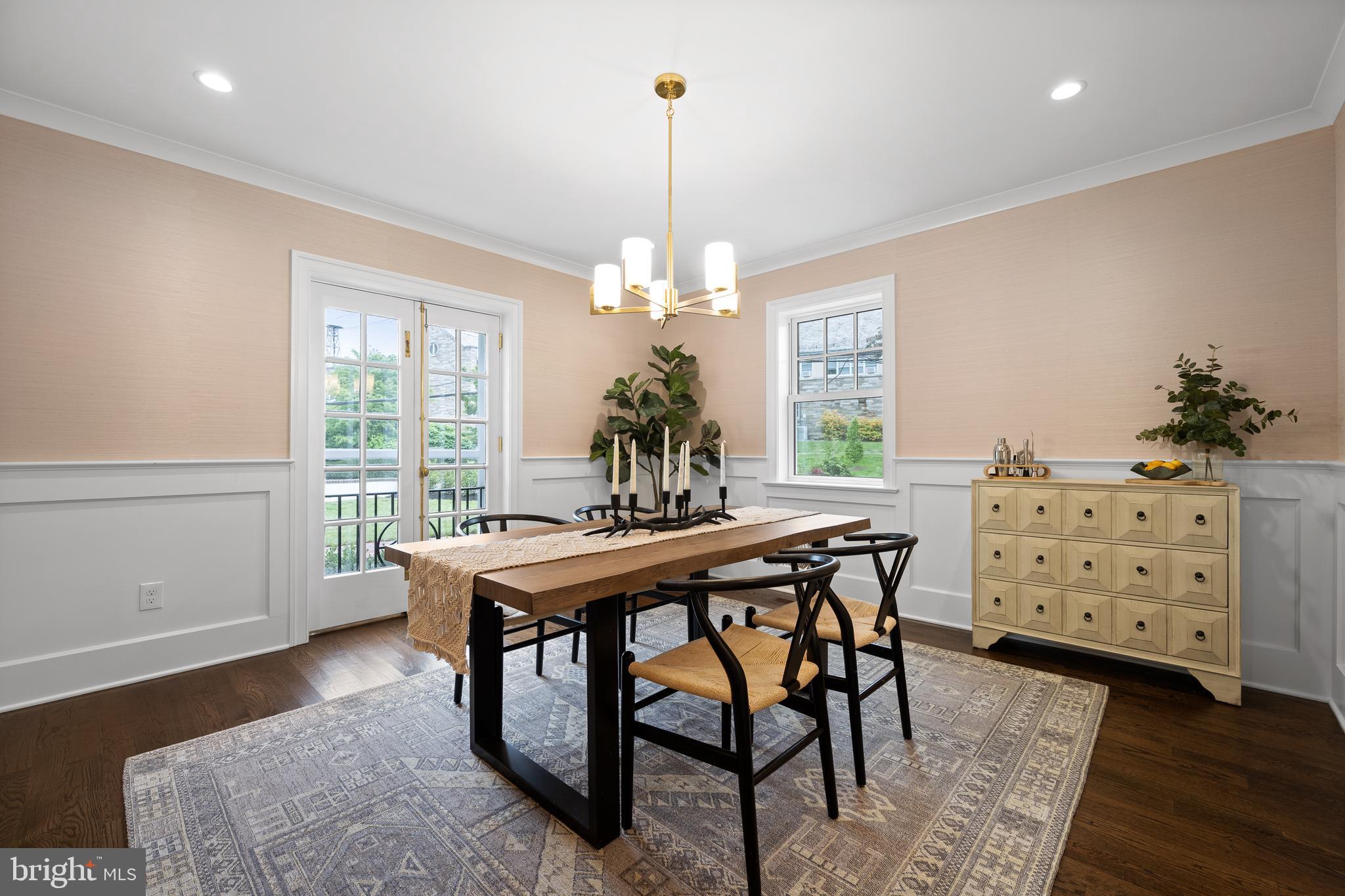 ASHWOOD MANOR - Residential