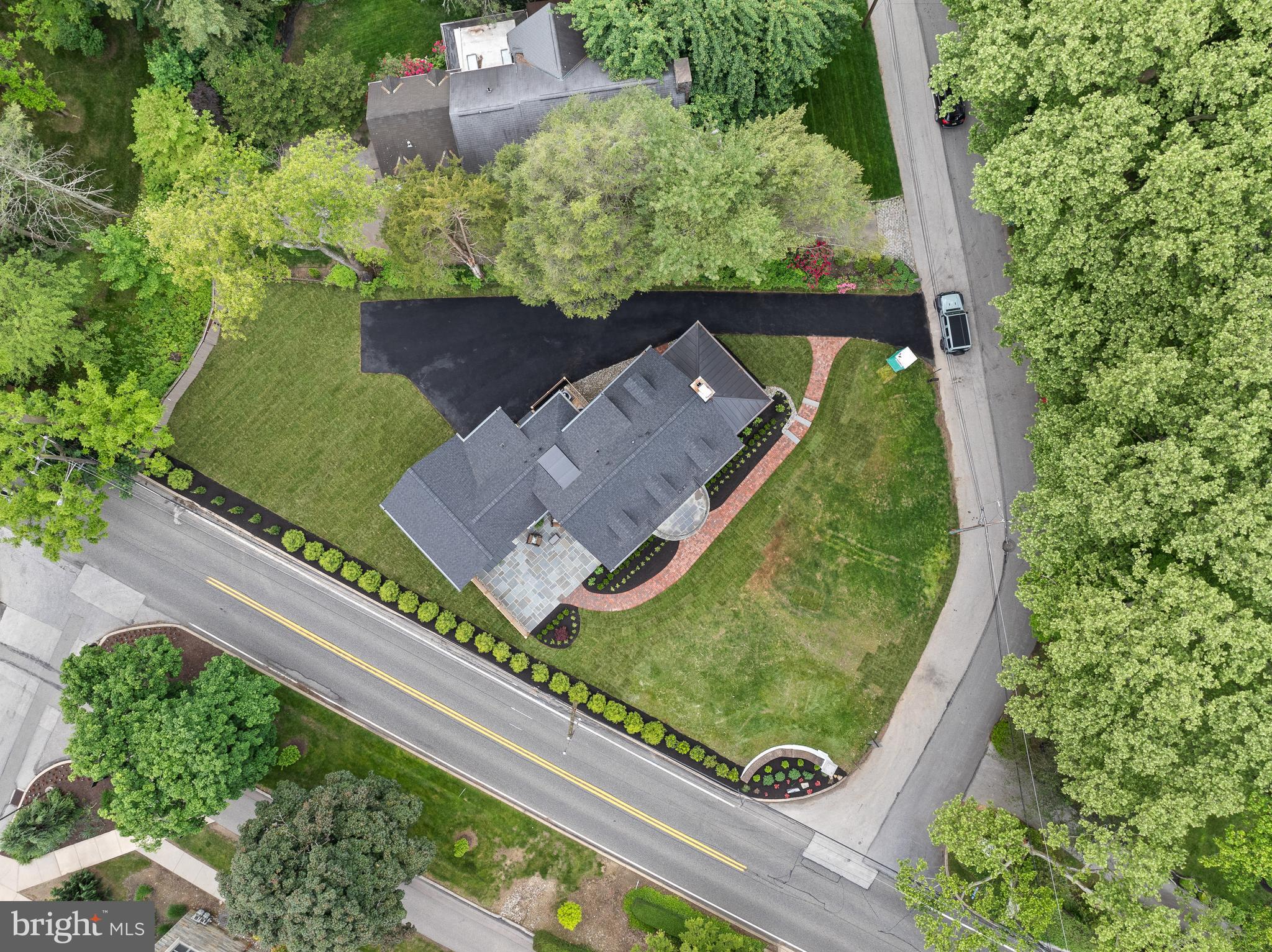 ASHWOOD MANOR - Residential