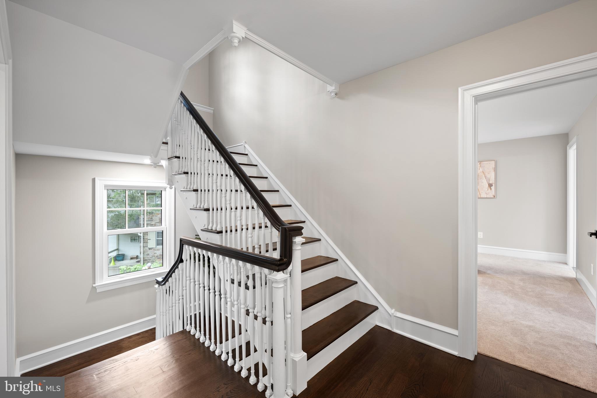 ASHWOOD MANOR - Residential