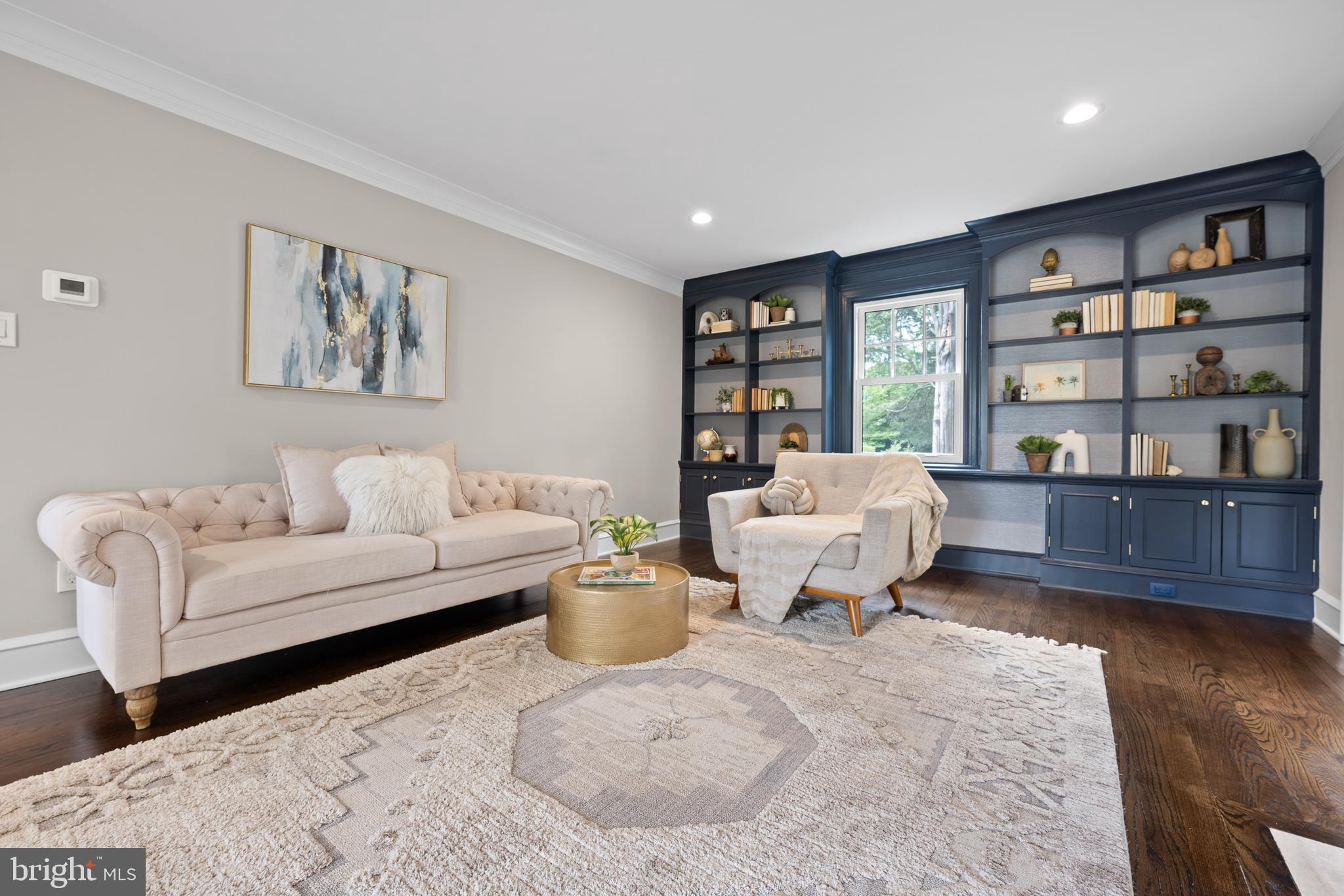 ASHWOOD MANOR - Residential