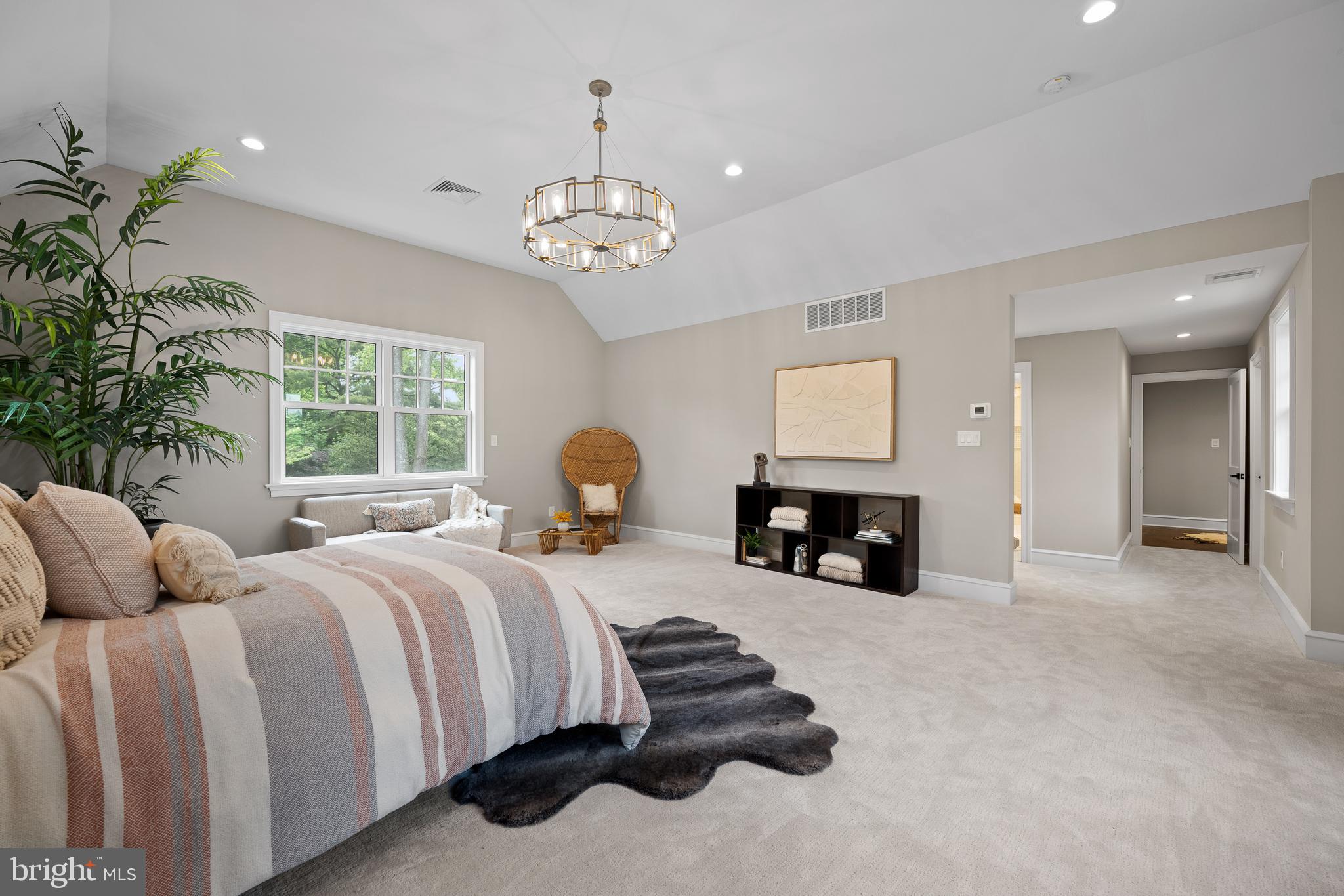 ASHWOOD MANOR - Residential