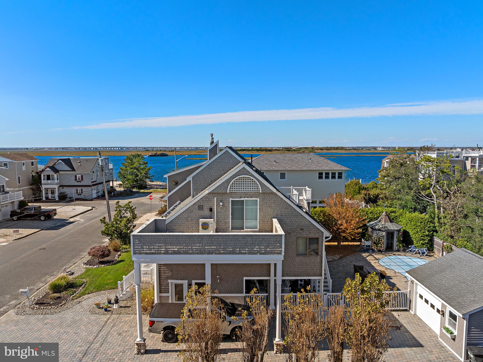 327 W 16TH STREET