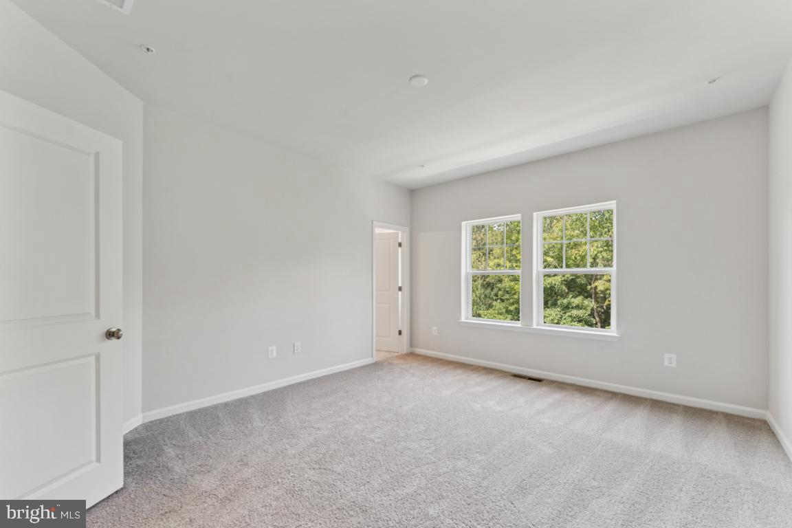 DAMASCUS VILLAGE - Residential