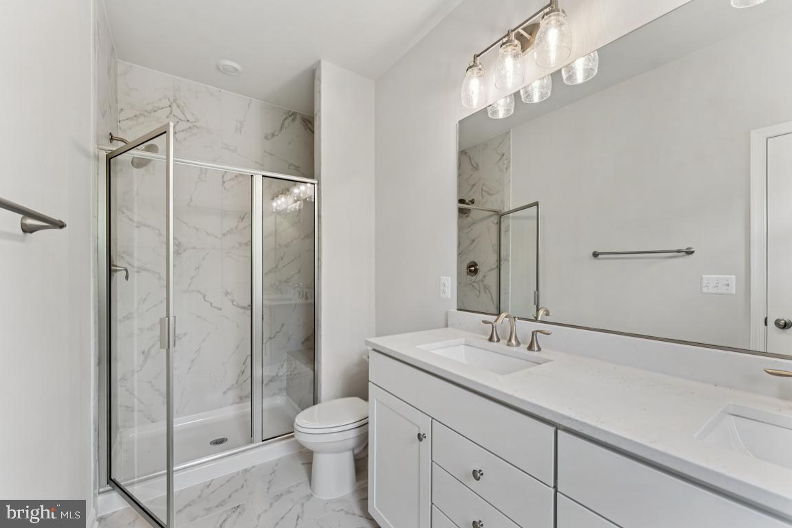 DAMASCUS VILLAGE - Residential