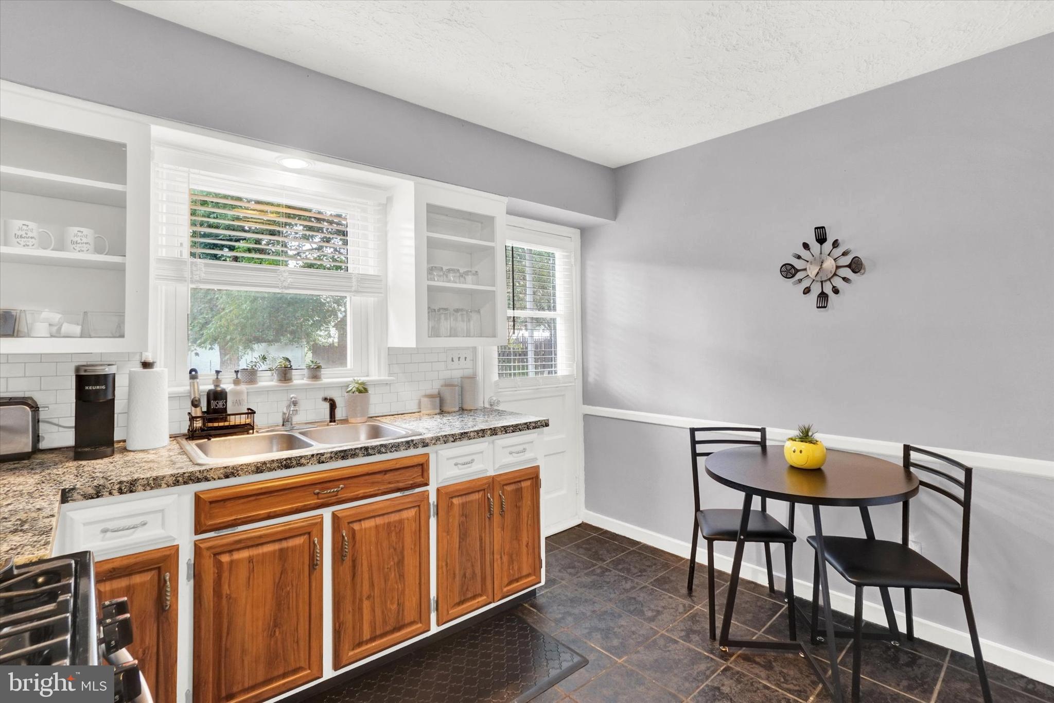 WEST YORK - Residential