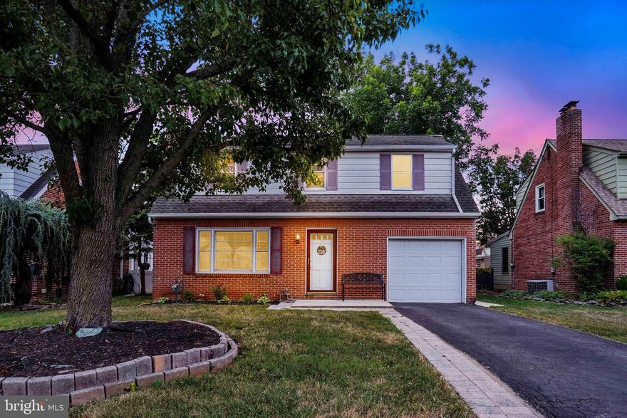 Welcome home to 1924 White Street.  This home features 3 bedrooms, 1 bath, living room with wood burning fireplace, dining room, kitchen and single attached garage.  Plus...a nice level back yard for entertaining.  With just a very short walk to West York Middle and High Schools, you'll love this location.  Schedule your private showing soon, this one surely won't last long.