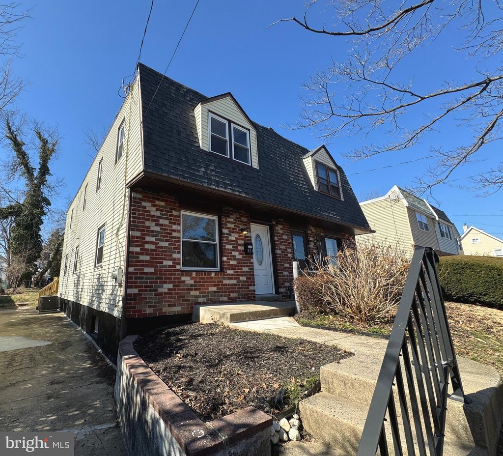 Photo of 614 Washington Avenue, MEDIA, PA 19063 (MLS # PADE2110020)