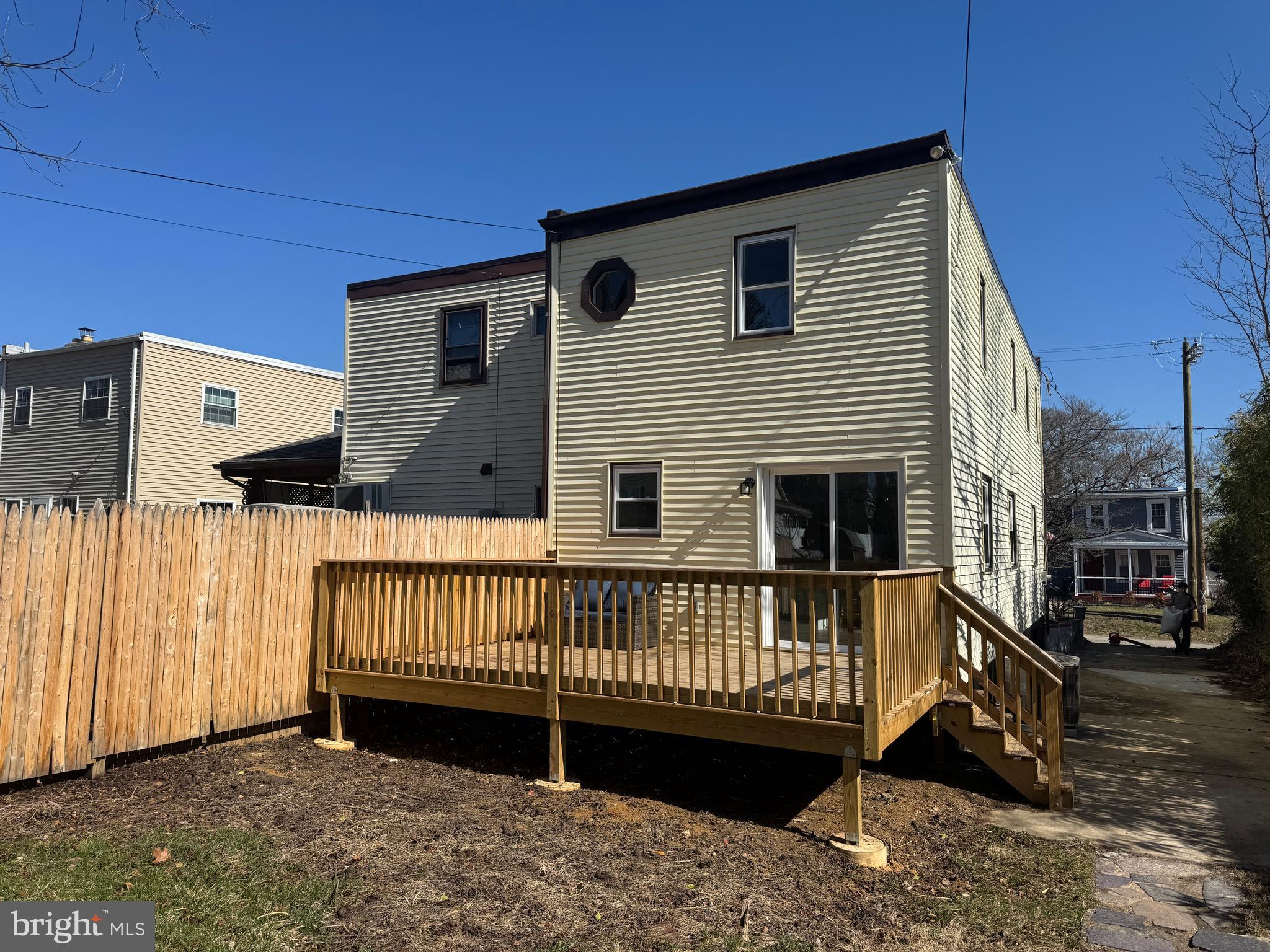 SOUTH MEDIA - Residential