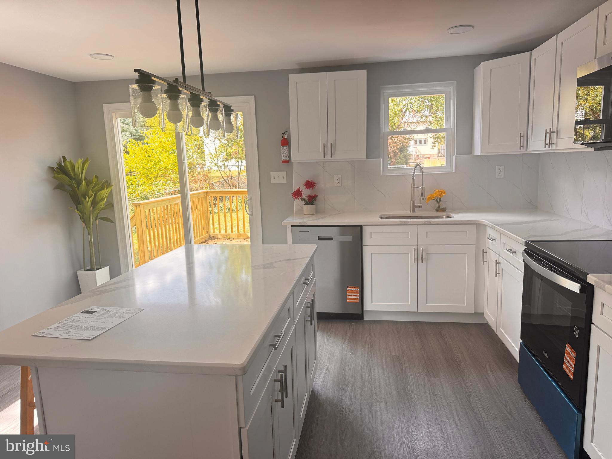 SOUTH MEDIA - Residential