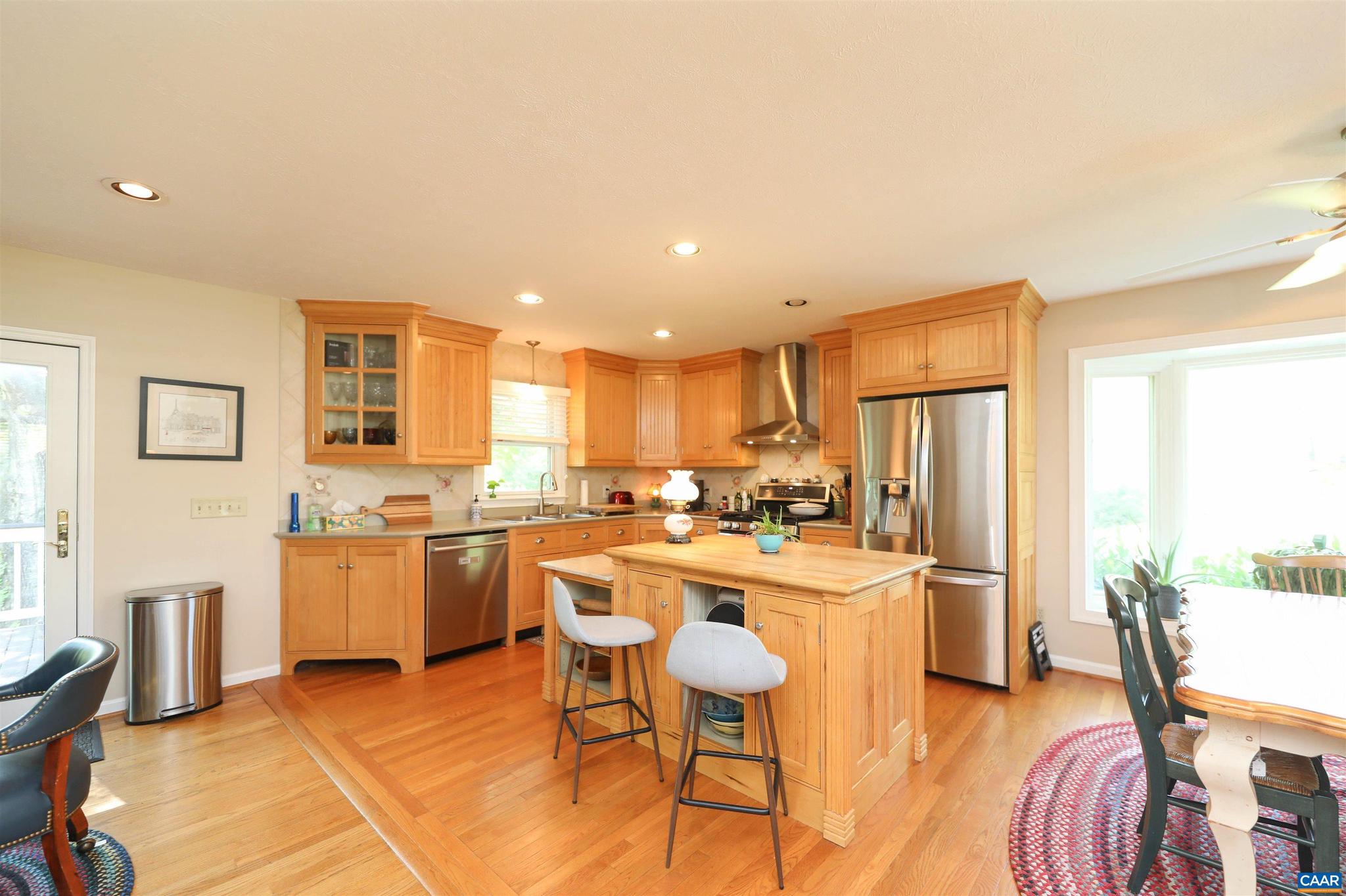 DEER LAKE ESTATES - Residential