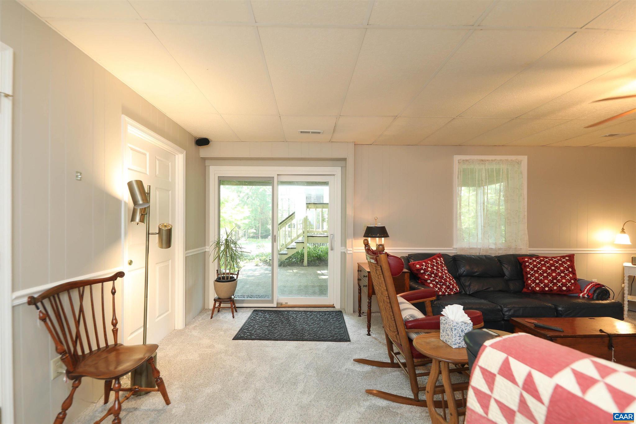 DEER LAKE ESTATES - Residential