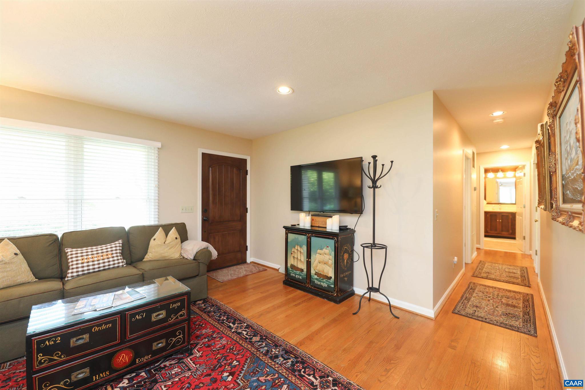 DEER LAKE ESTATES - Residential