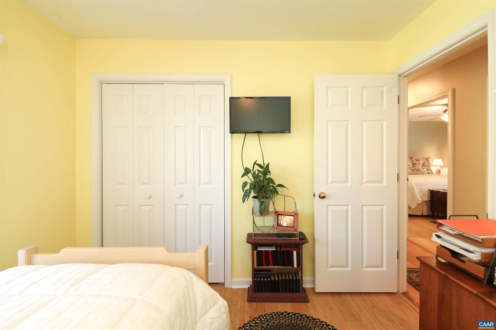 DEER LAKE ESTATES - Residential