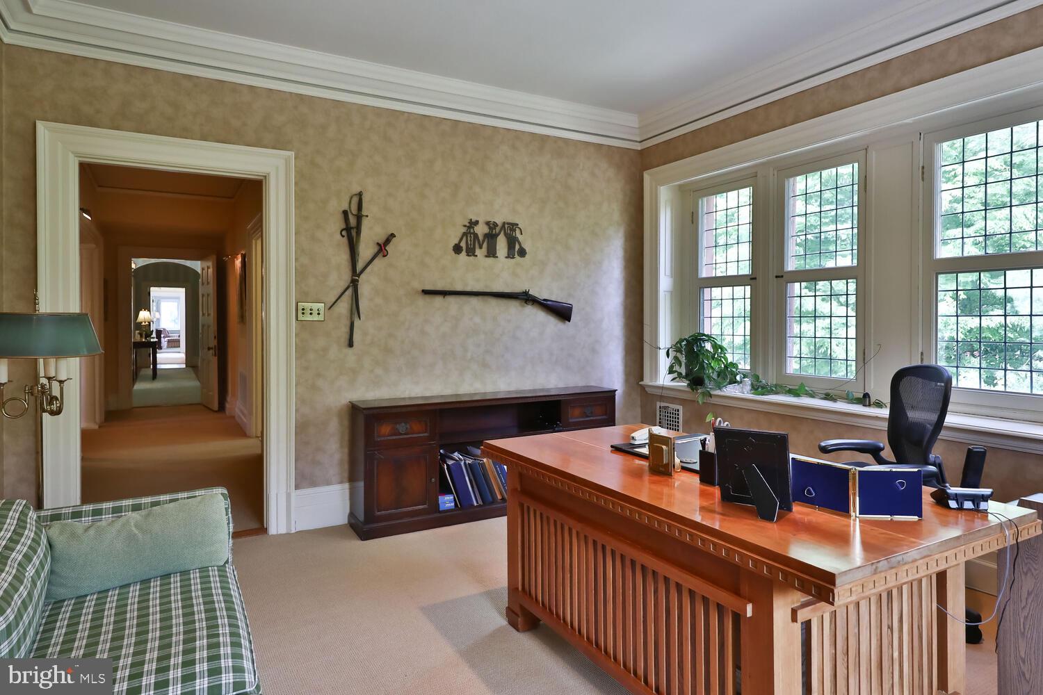 CHESTNUT HILL - Residential