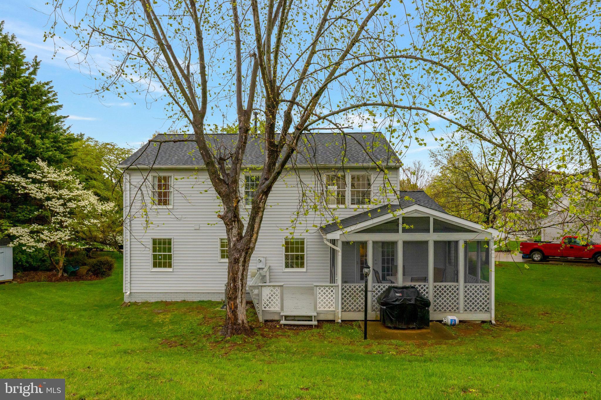 SPRING GROVE FARM - Residential
