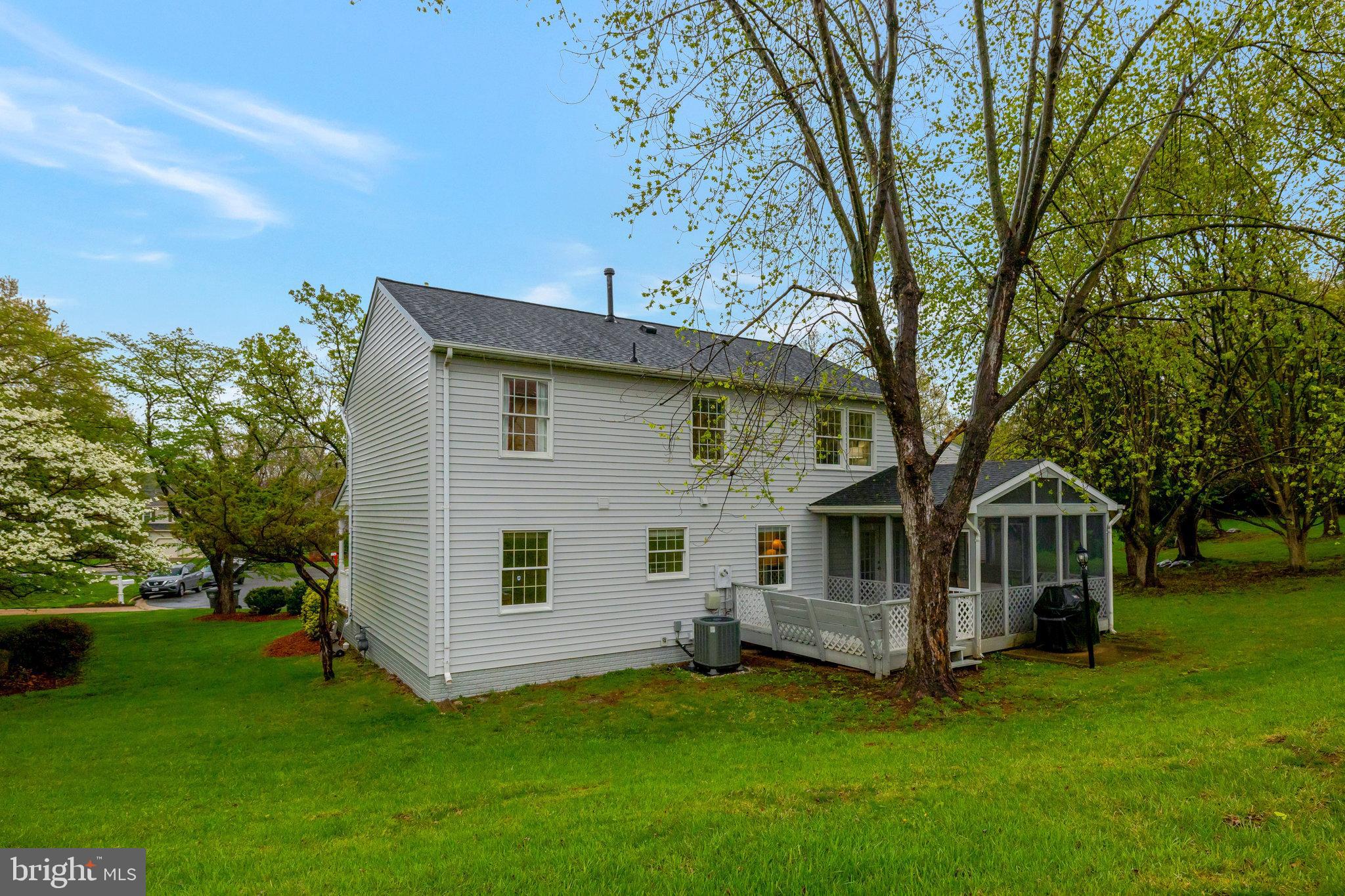 SPRING GROVE FARM - Residential