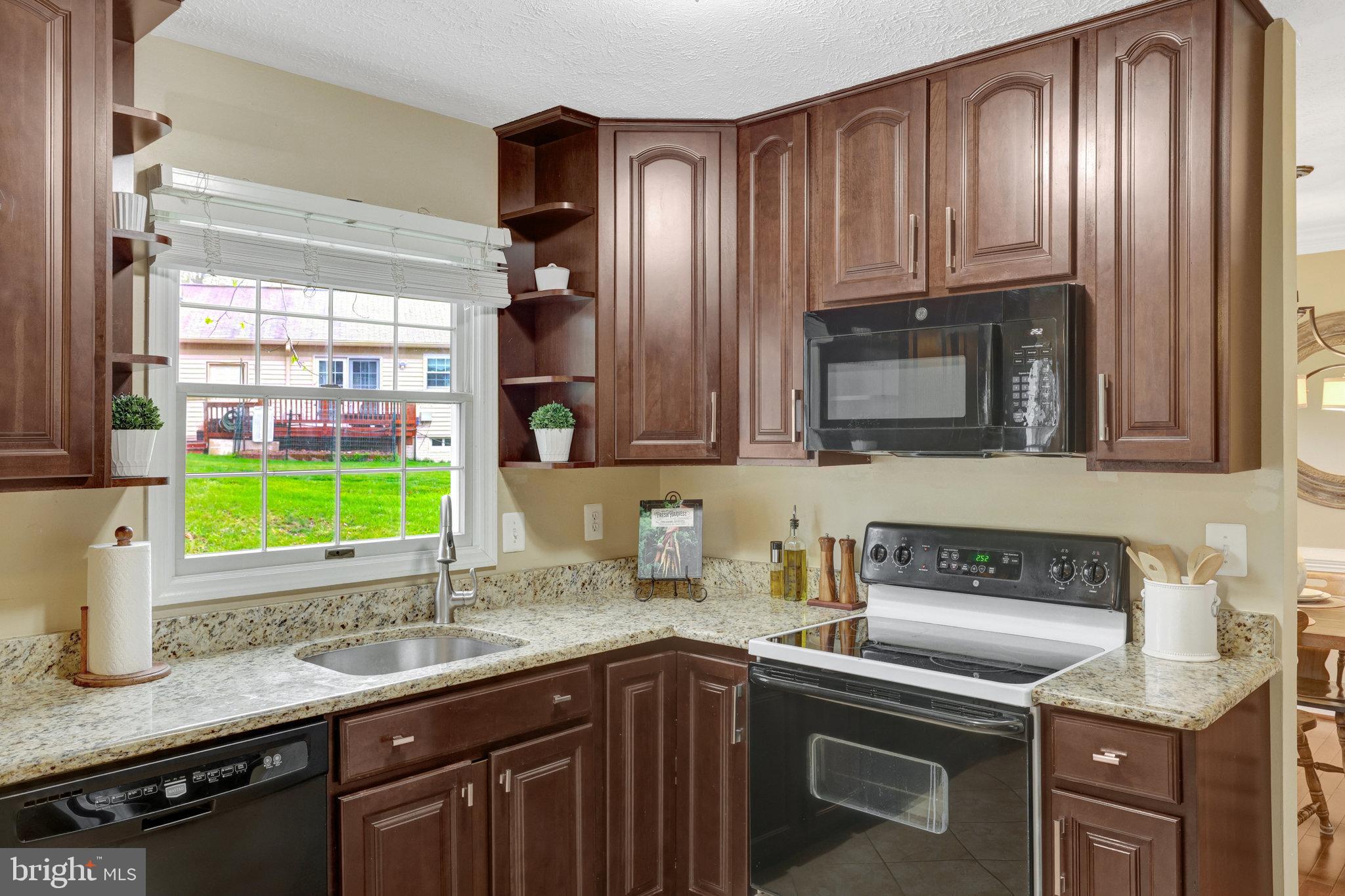 SPRING GROVE FARM - Residential