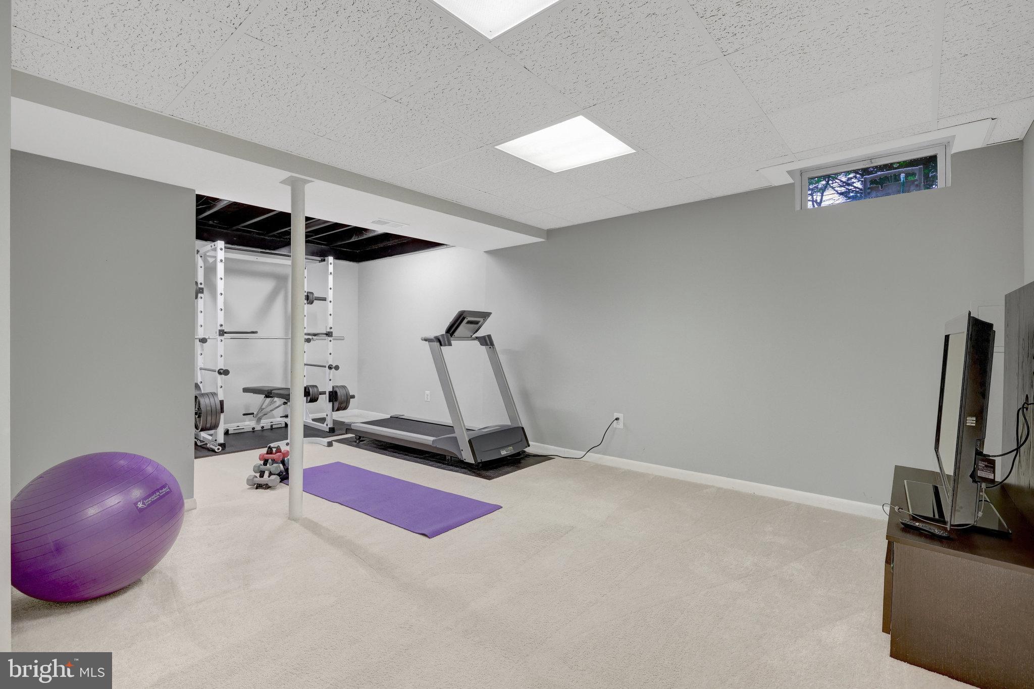 SPRING GROVE FARM - Residential