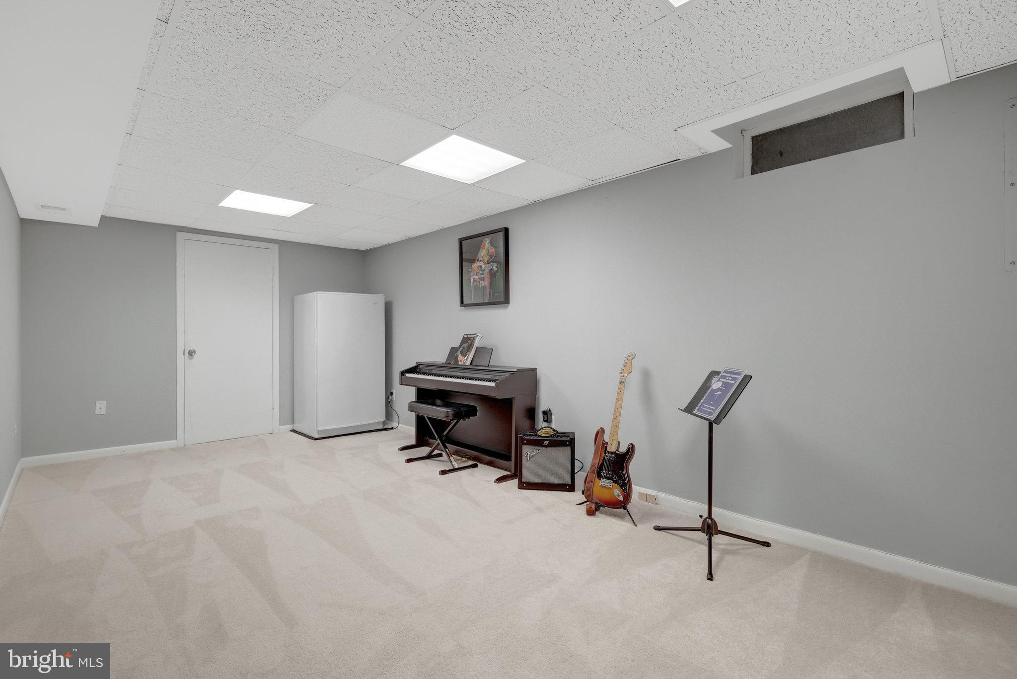 SPRING GROVE FARM - Residential