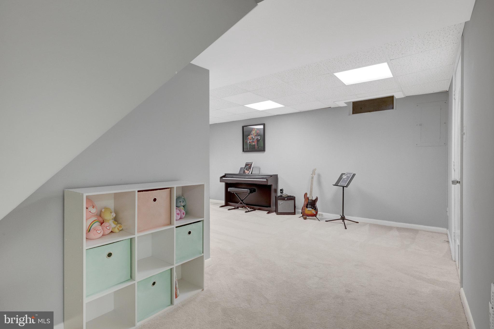 SPRING GROVE FARM - Residential