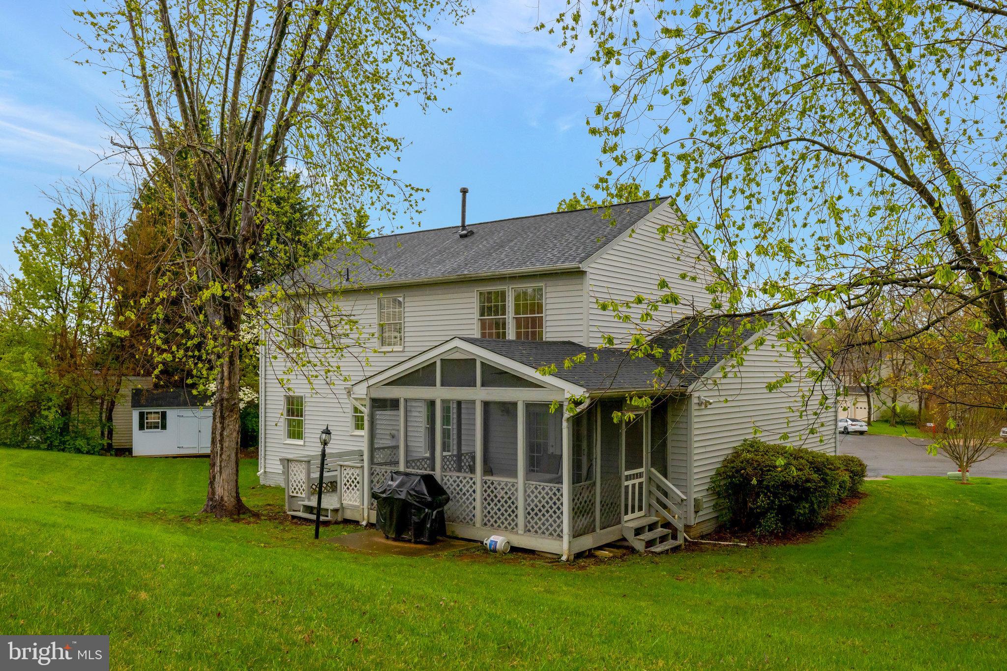 SPRING GROVE FARM - Residential