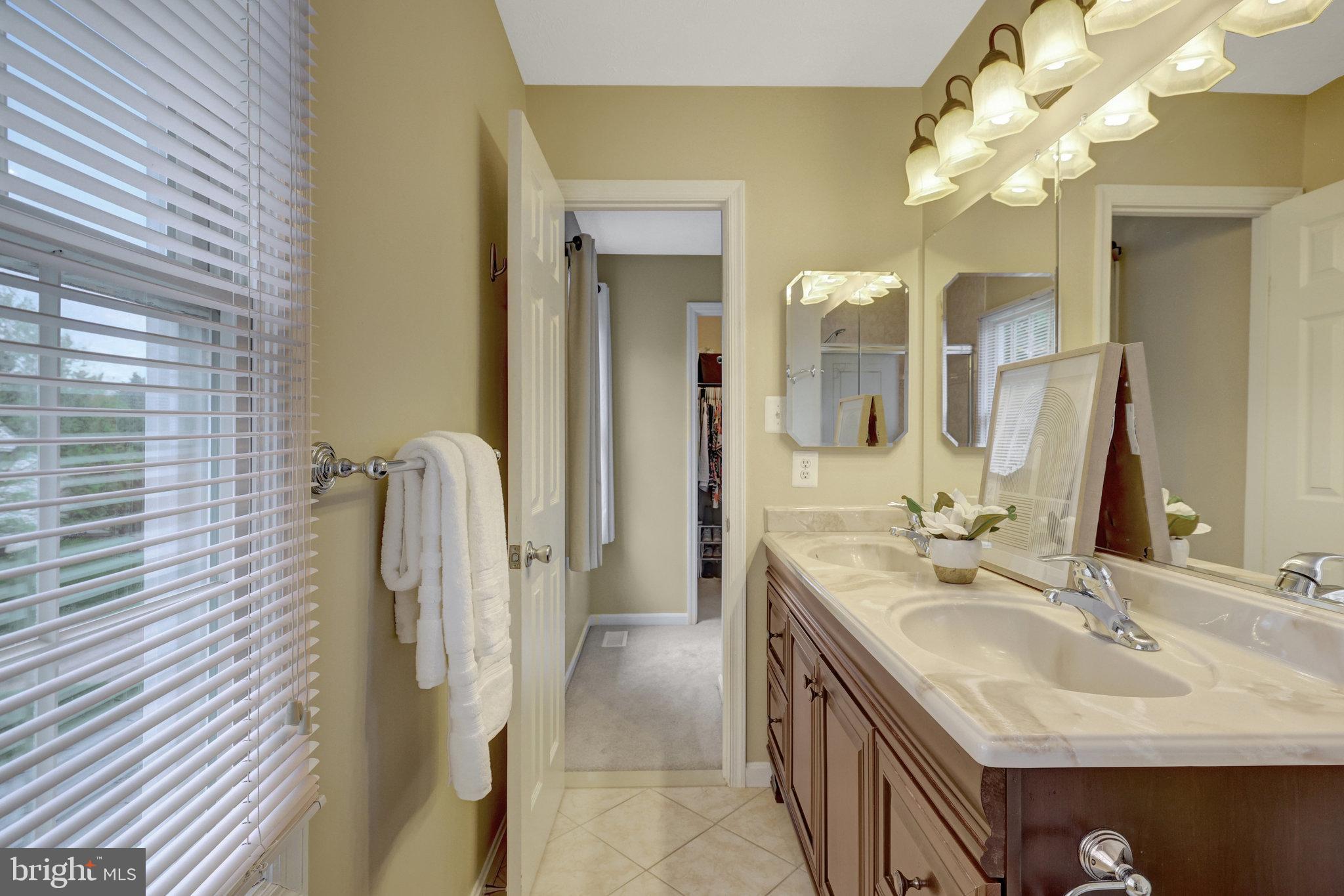 SPRING GROVE FARM - Residential