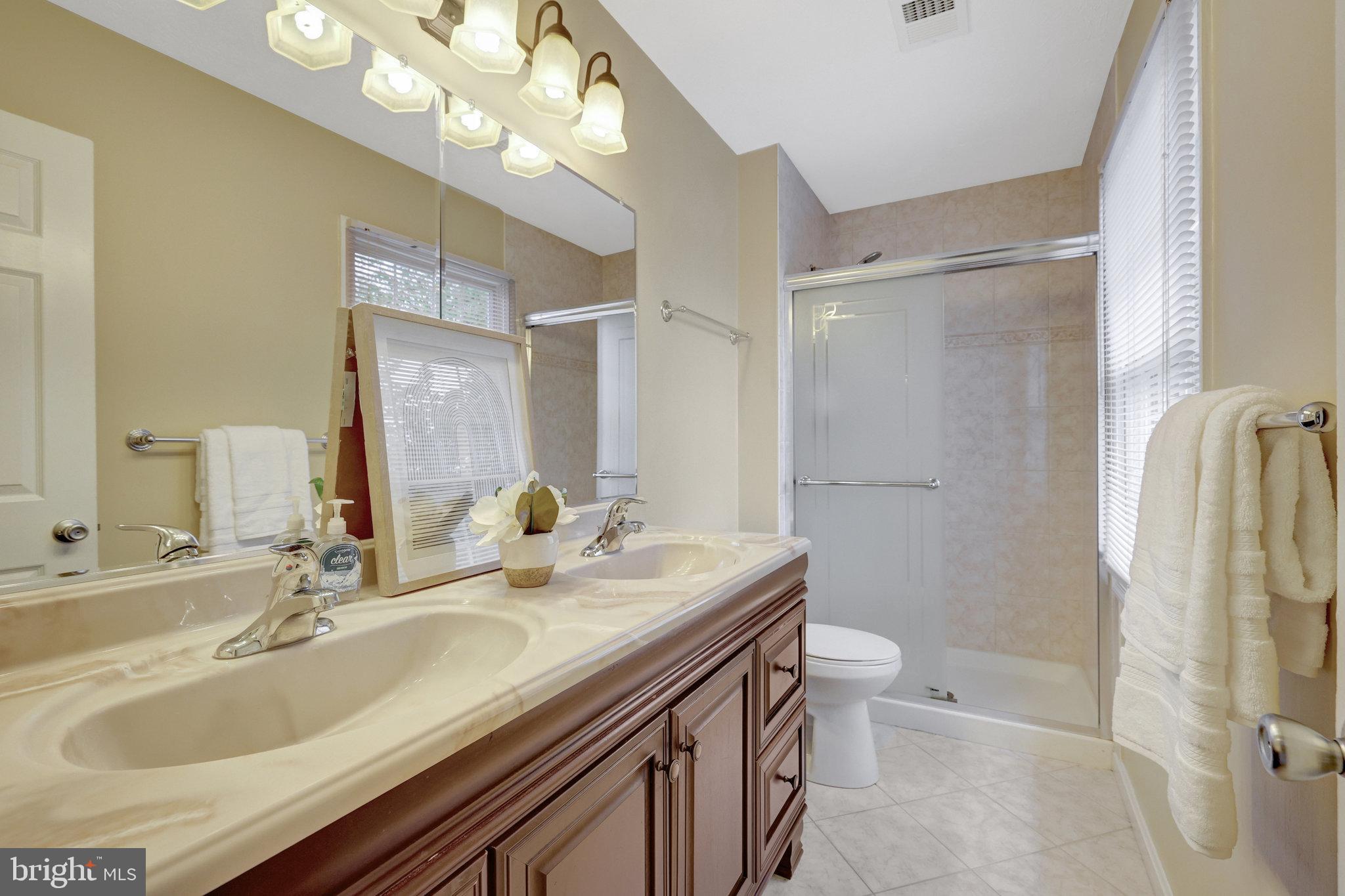 SPRING GROVE FARM - Residential