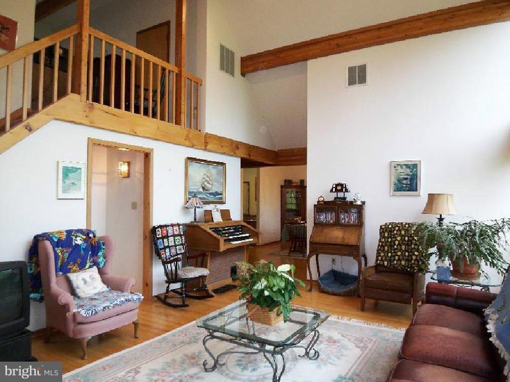 RIVER RIDGE - Residential