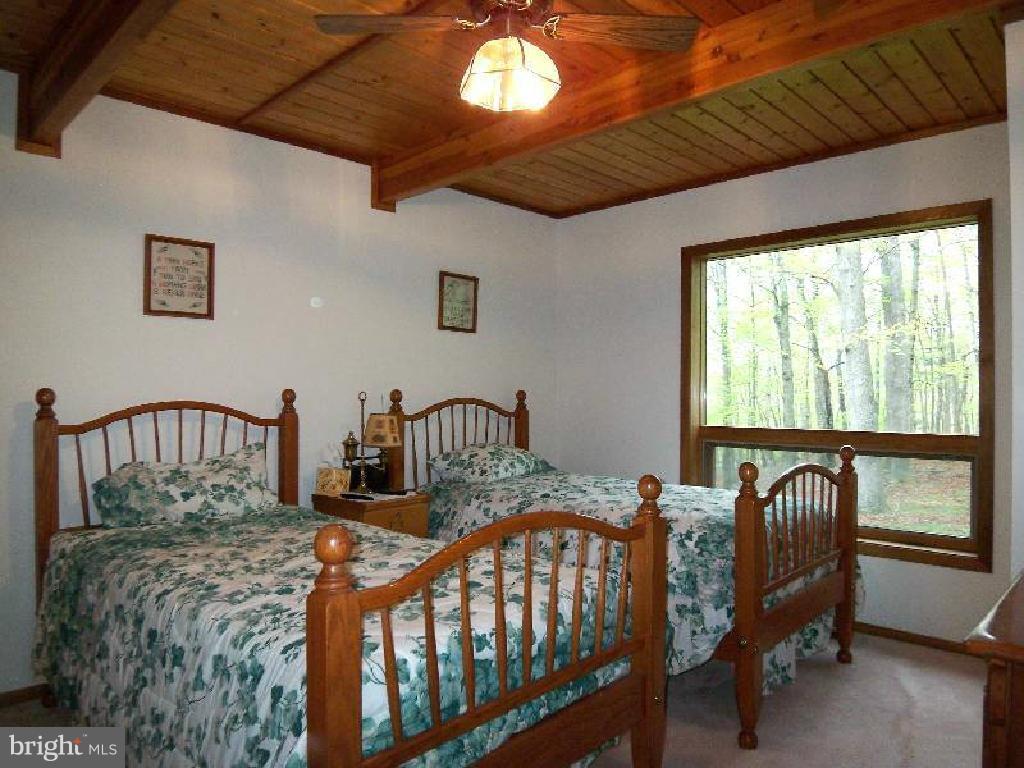 RIVER RIDGE - Residential