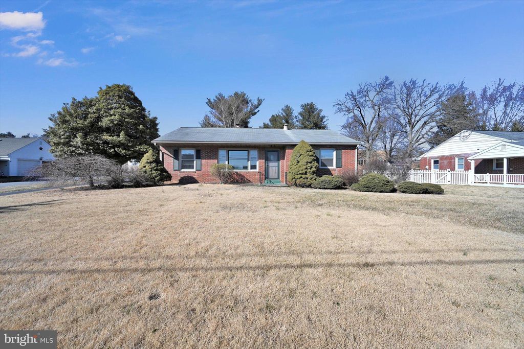 Photo of 2397 New Holland Pike, LANCASTER, PA 17601 (MLS # PALA2065086)