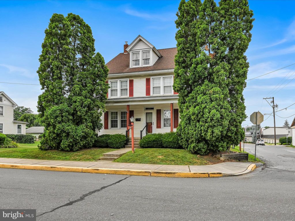 Photo of 351 E Jackson Street, New Holland, PA 17557 (MLS # PALA2054432)