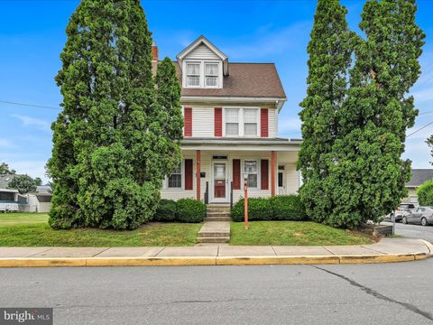 Photo of 351 E Jackson Street, New Holland, PA 17557 (MLS # PALA2054432)